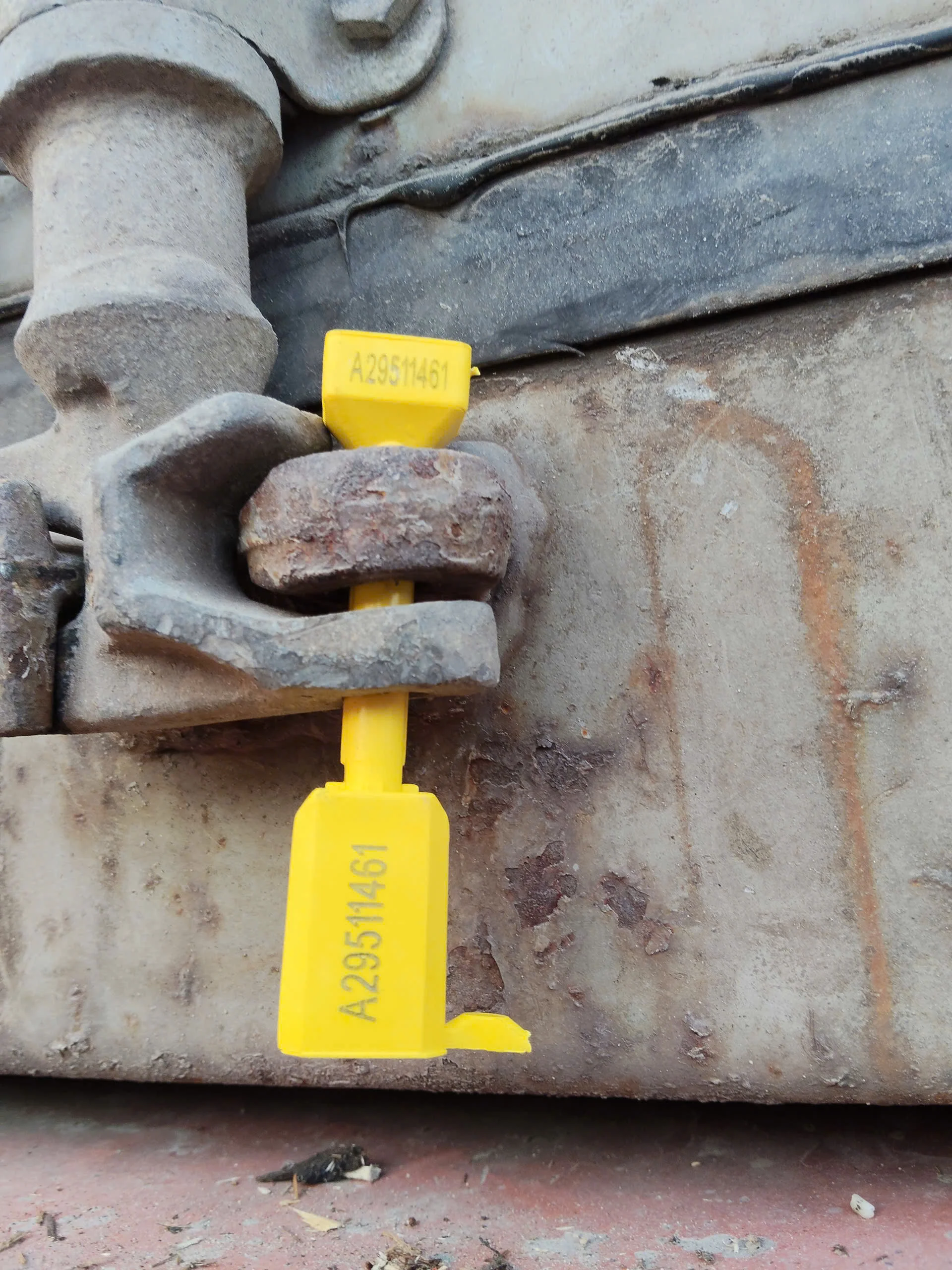 FOB vs CIF plywood export vietnam packing specification hcply container loading