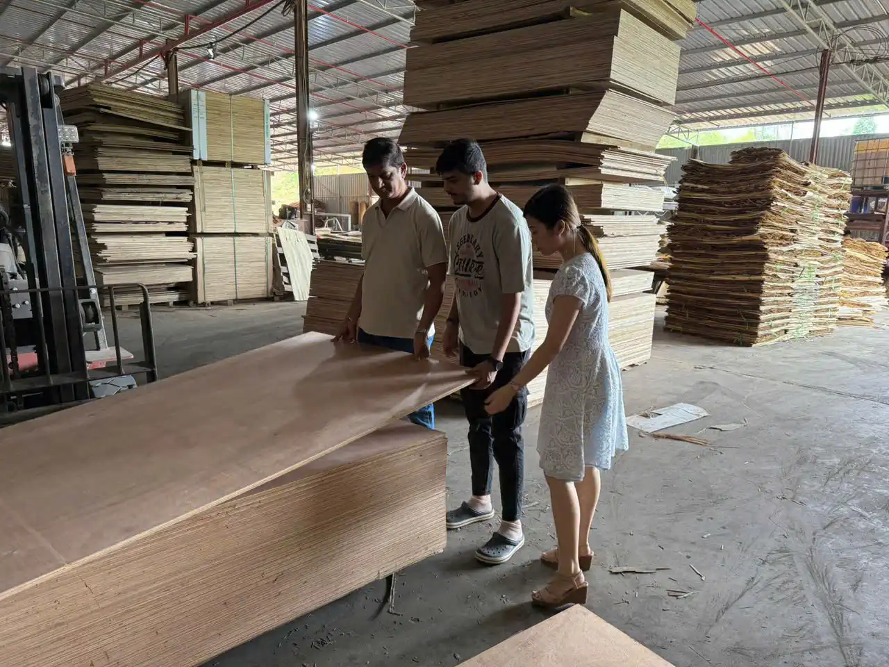 Marco Rossi visiting HCPLY vietnam plywood factory