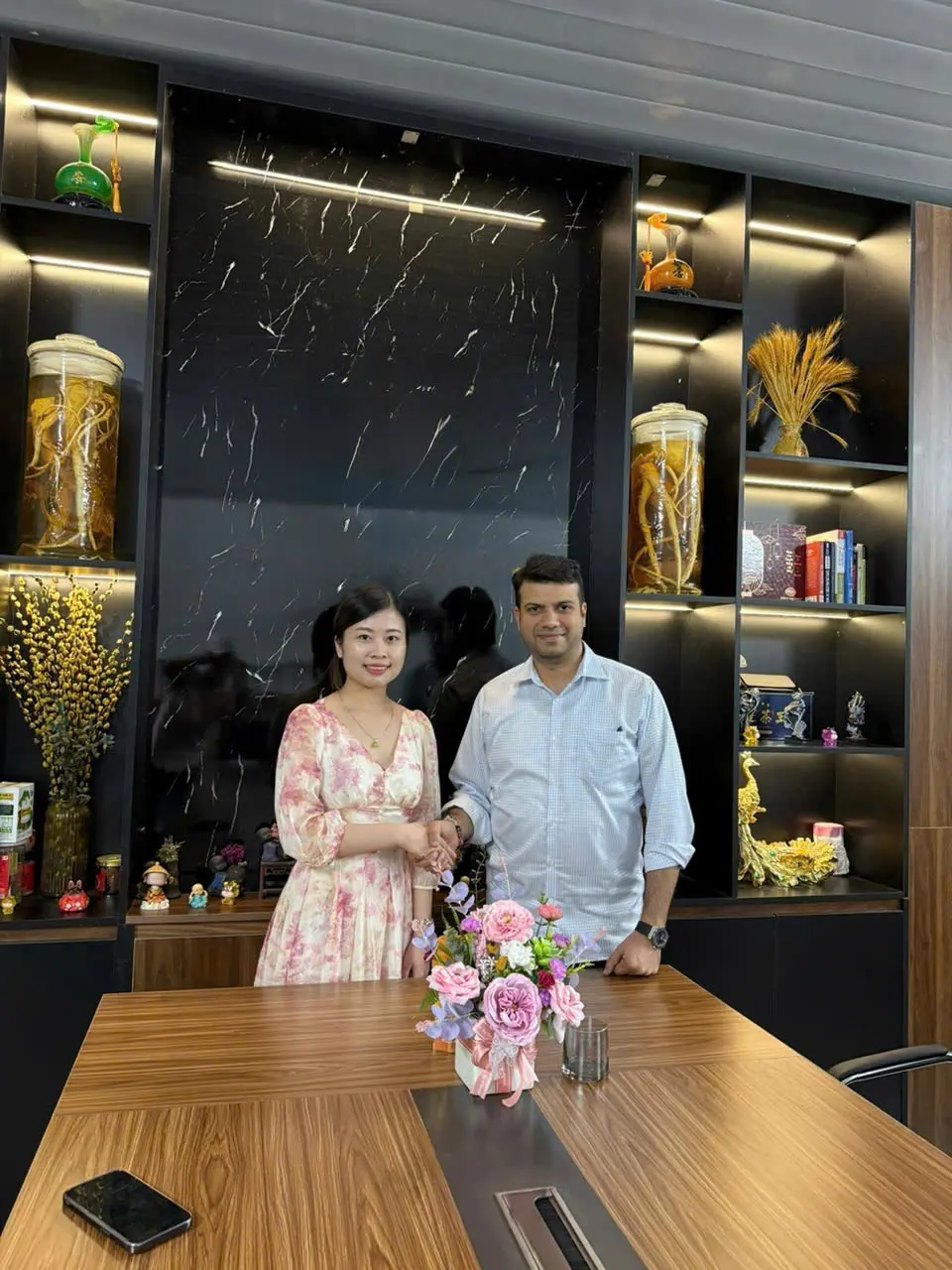 Khalid Bin Saeed visiting HCPLY vietnam plywood factory