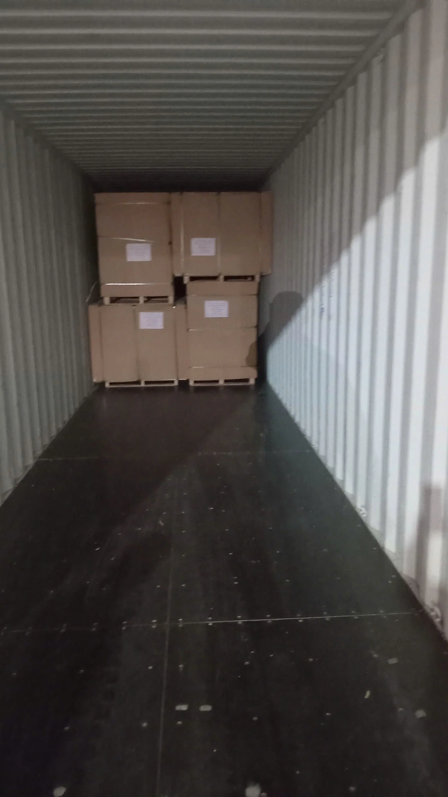 plywood pallet loading into 40hc container vietnam hcply factory export