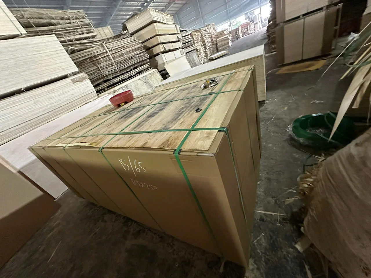 styrax core plywood packing 1250x2500mm 18 pallets per 40hc container metric size hcply