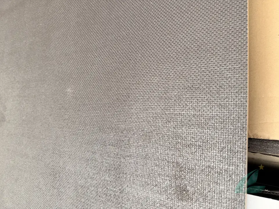 Anti-slip plywood Vietnam surface grip pattern close-up HCPLY export