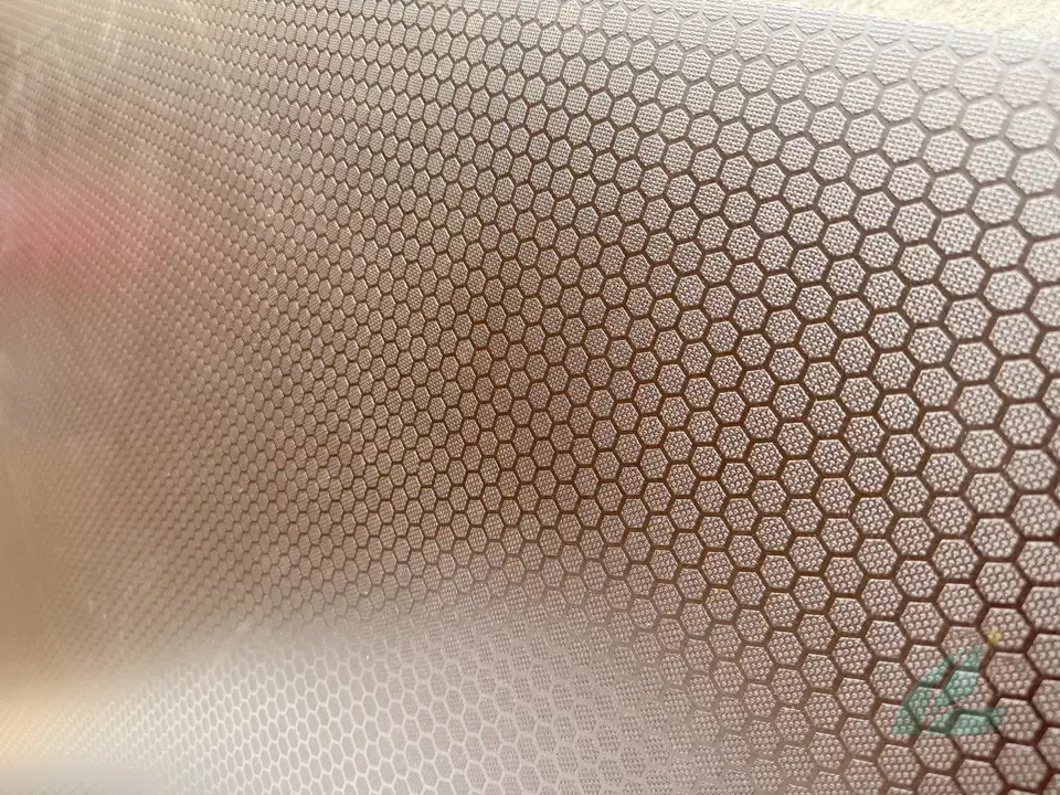 Anti-slip plywood Vietnam wire mesh surface close-up HCPLY