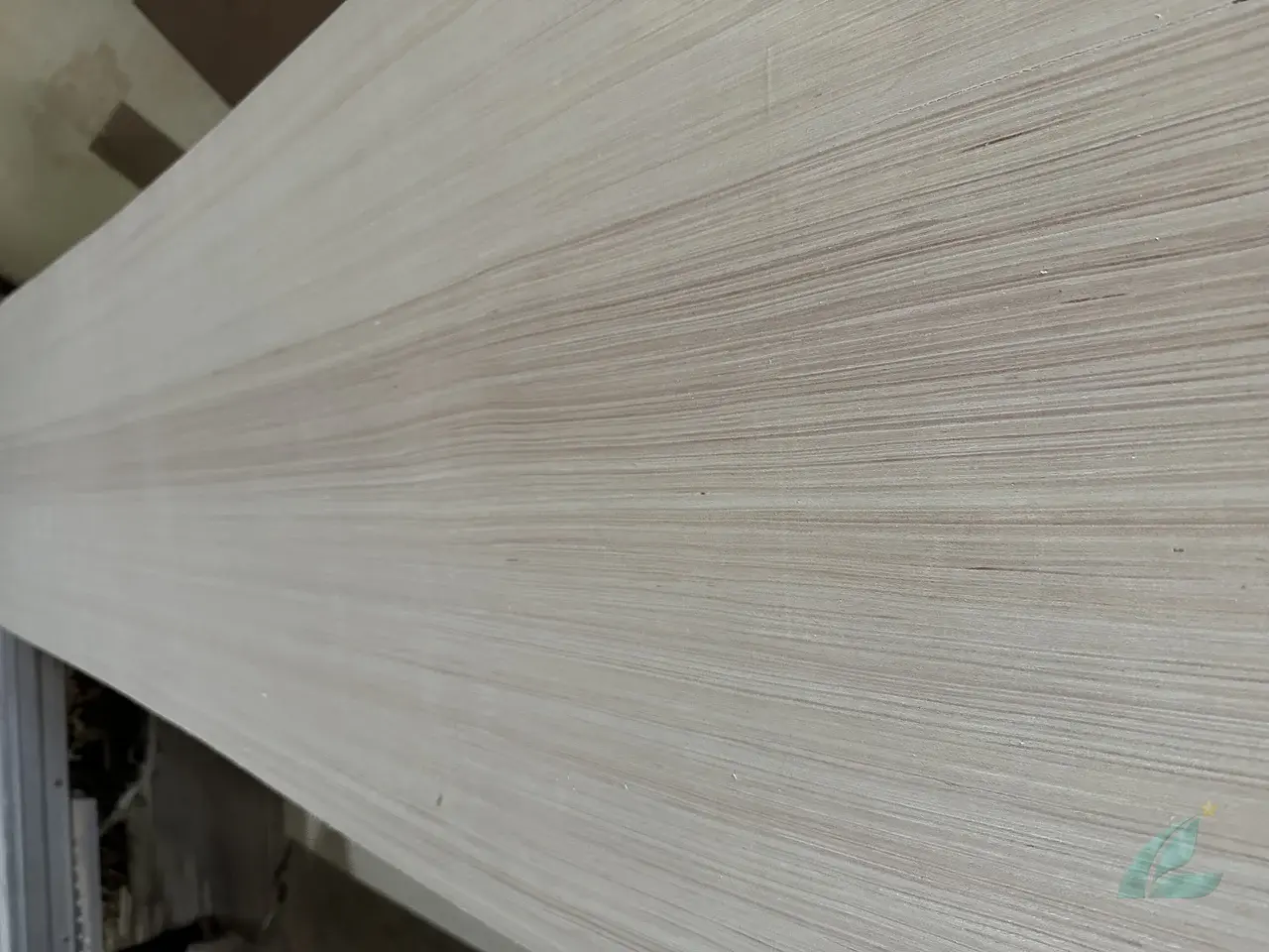 EV plywood Vietnam engineered veneer decorative export hcply 004