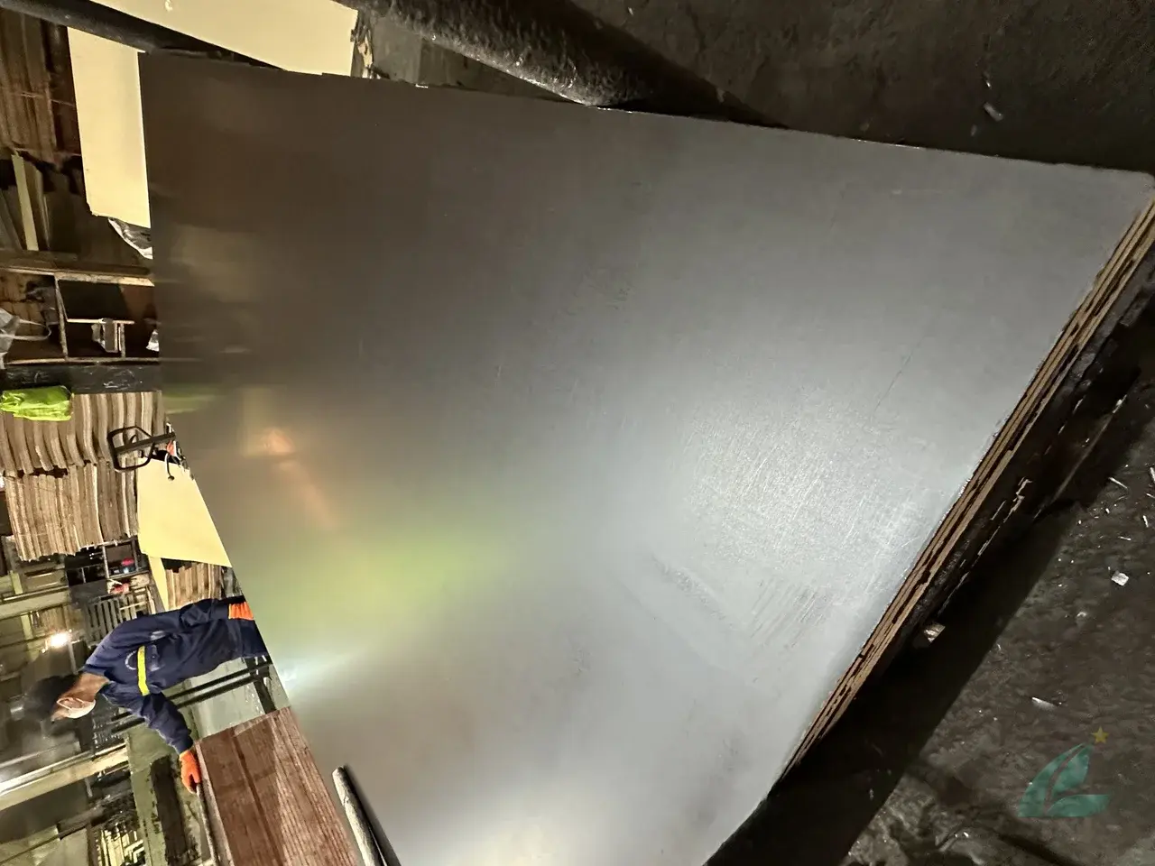 Film faced plywood Vietnam black brown export factory hcply 144