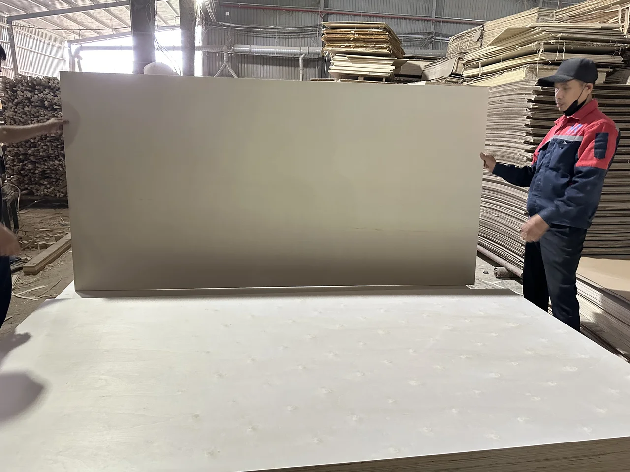 Poplar plywood Vietnam white core export hcply 036