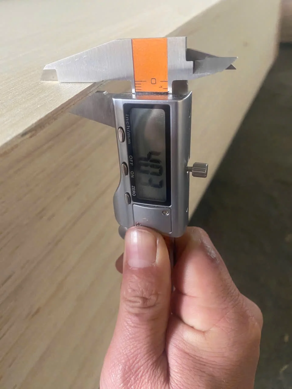 1250x2500mm plywood packing 18 pallets per 40HC container styrax core HCPLY Vietnam