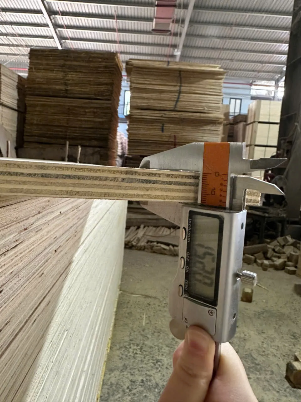 Plywood factory QC thickness inspection Vietnam export grade HCPLY
