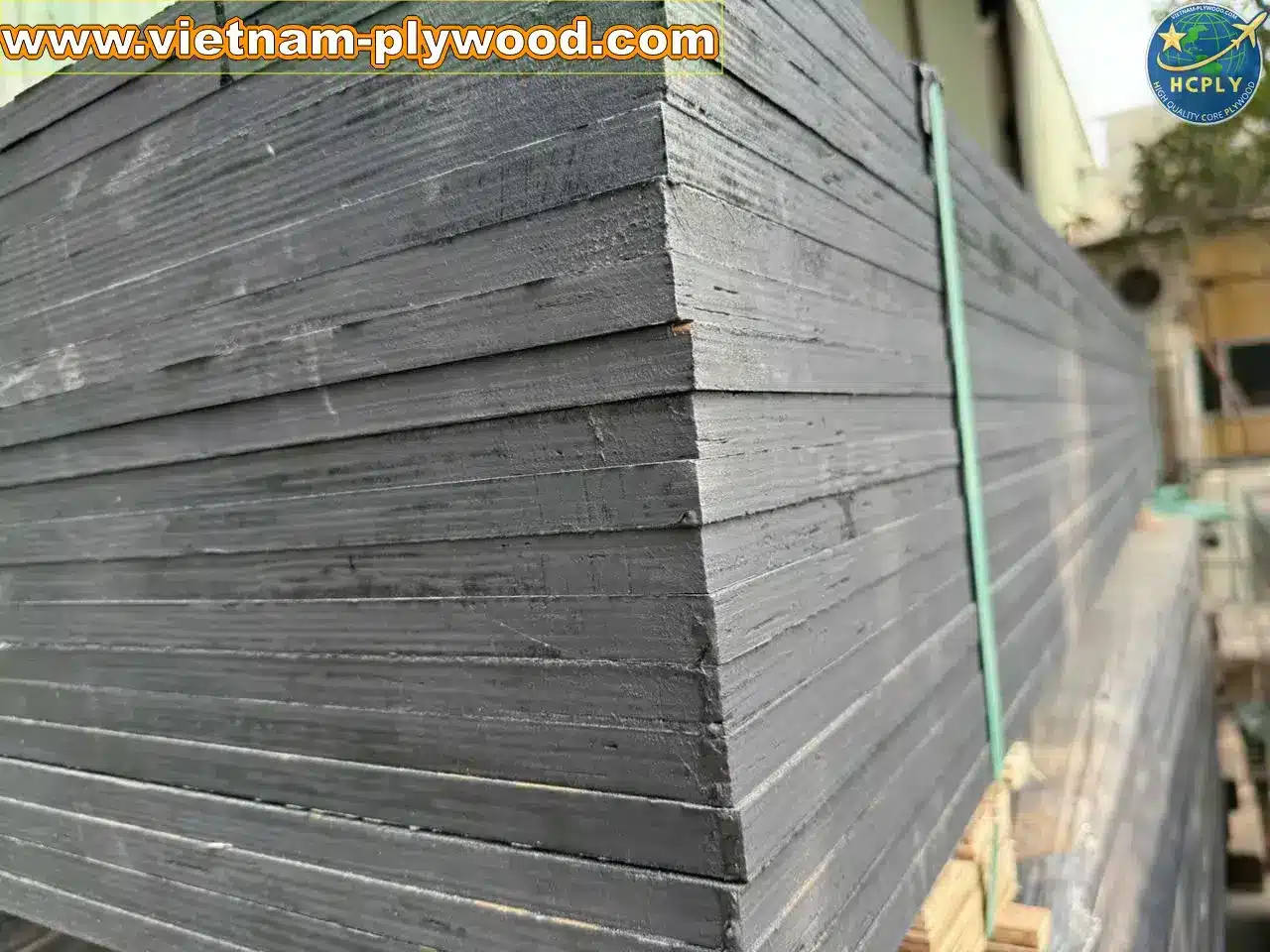 film faced plywood black brown export vietnam factory hcply